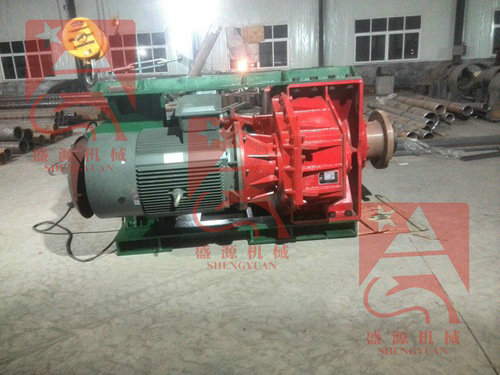 580動(dòng)力頭側(cè)面